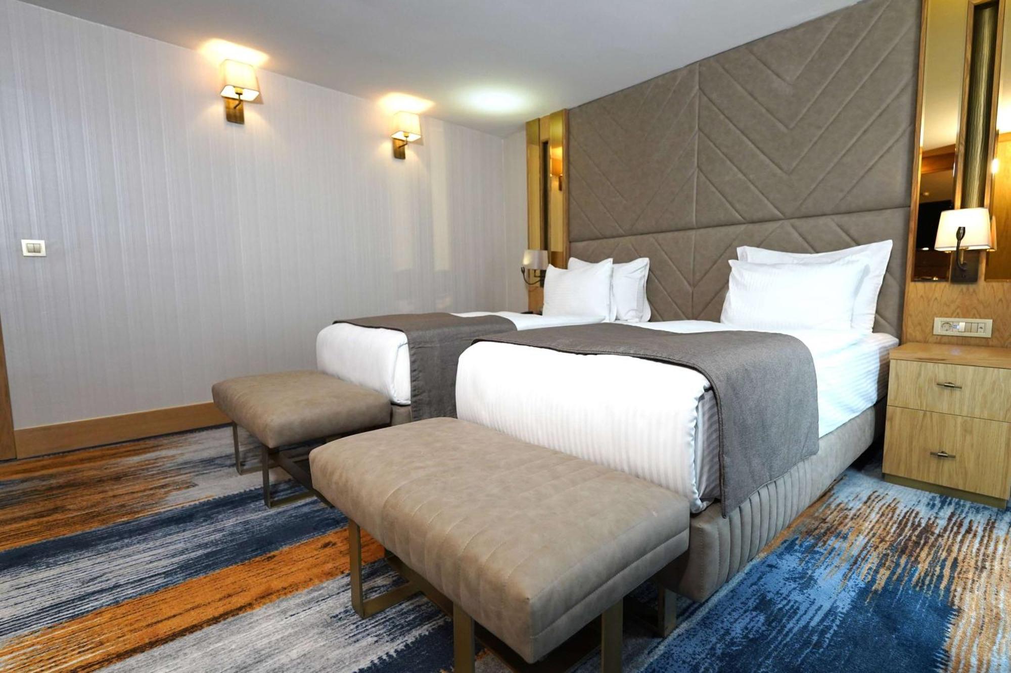 Days Inn By Wyndham Istanbul Bomonti Luaran gambar