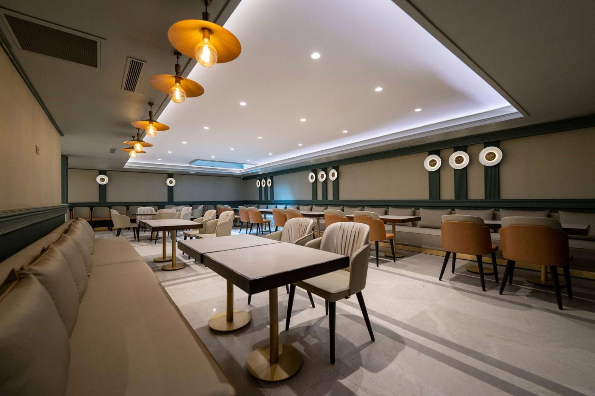Days Inn By Wyndham Istanbul Bomonti Luaran gambar