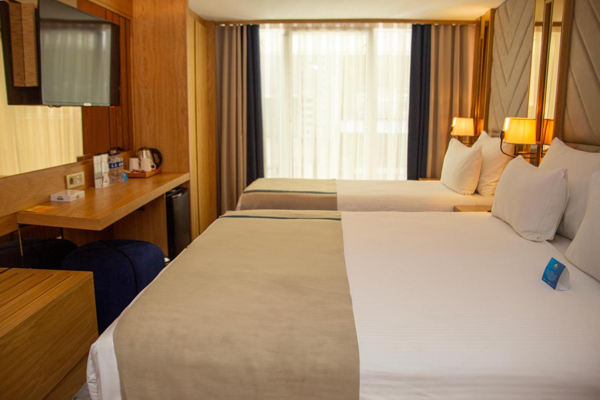 Days Inn By Wyndham Istanbul Bomonti Luaran gambar
