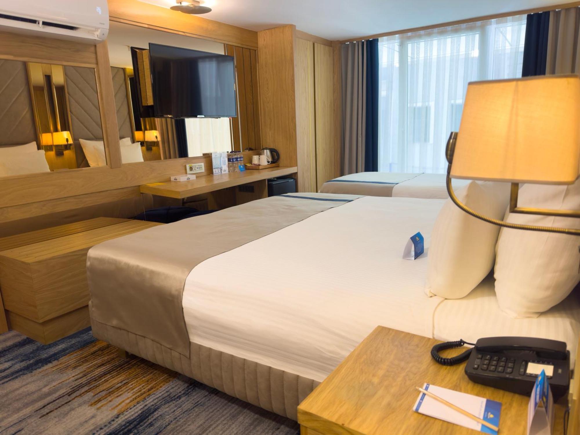 Days Inn By Wyndham Istanbul Bomonti Luaran gambar